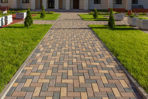 Best Residential driveway pavers in Tichigan, WI